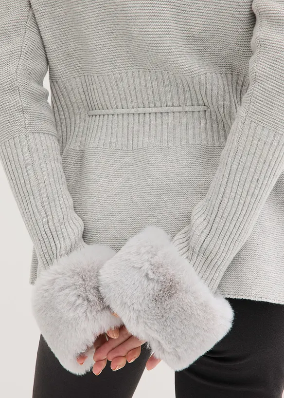 Strickjacke mit Fellimitat, bonprix