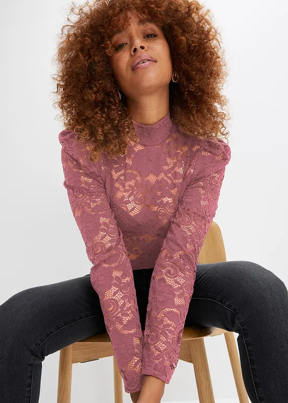 Figurbetontes Langarmshirt mit Spitze, bonprix