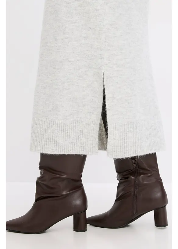 Robe midi oversize en maille, bonprix