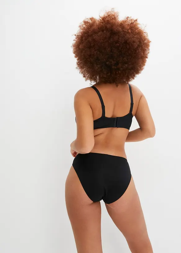 Soutien-gorge à armatures avec une jolie dentelle, bonprix