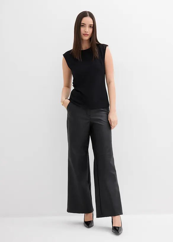 Top mit Zierschnalle aus Crepe, bonprix