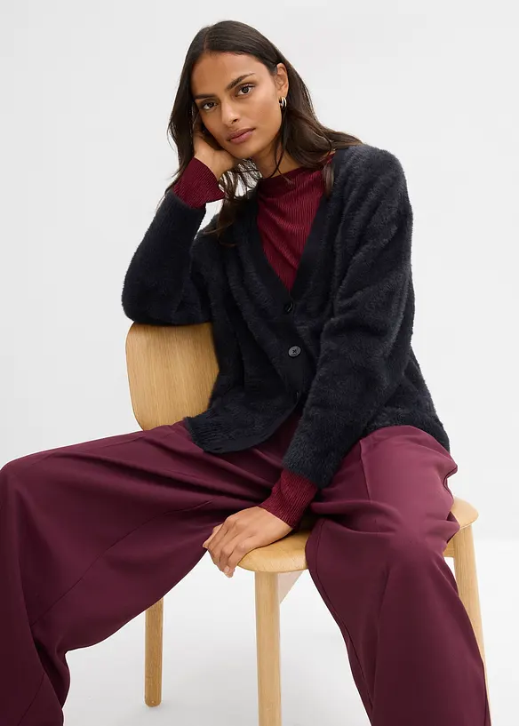 Strickjacke aus Viskose-Mix, bonprix