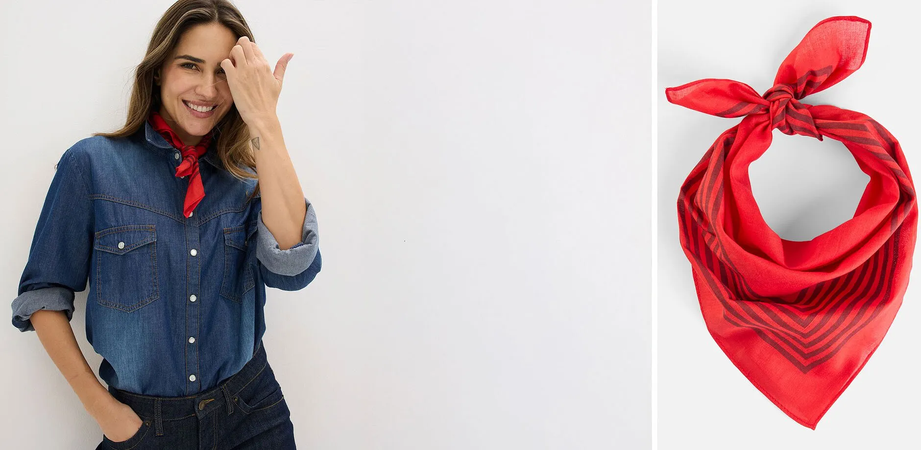 Chemise en jean d&eacute;contract&eacute;e avec foulard rouge.
