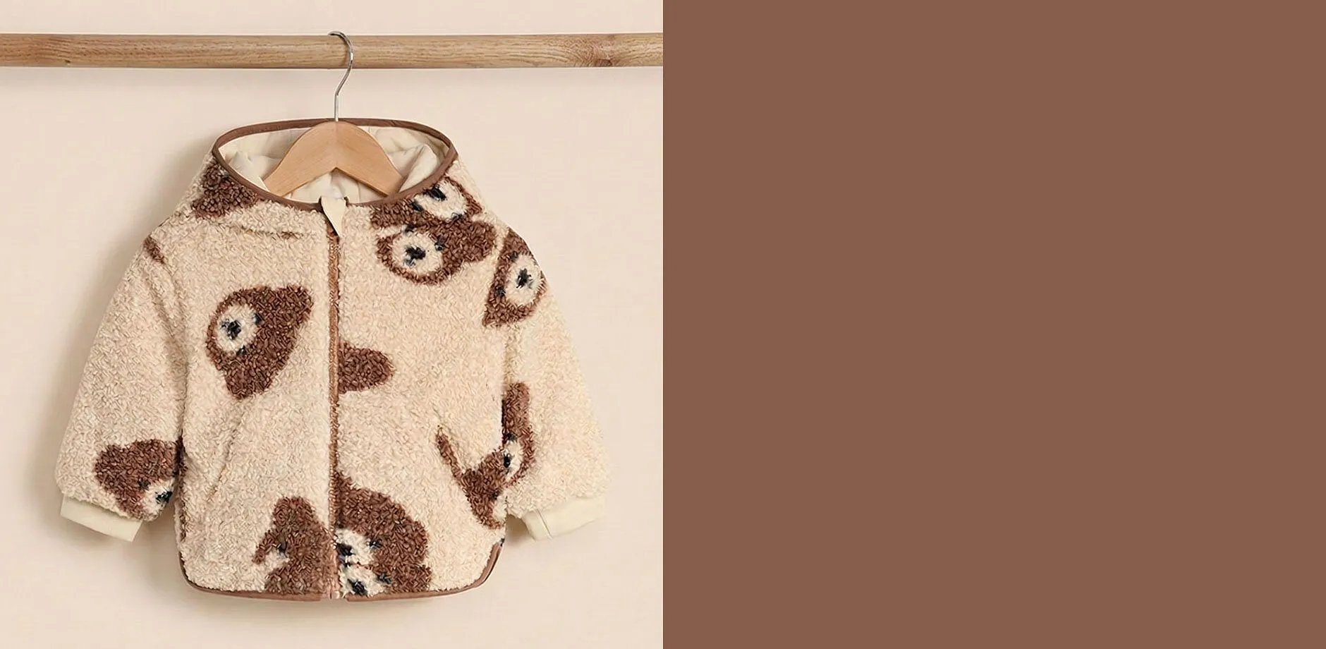 Adorable veste ultra-douce pour b&eacute;b&eacute; avec motif ourson.