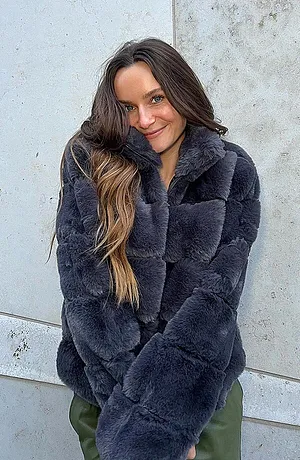 Damen - Fellimitat-Jacke mir Reißverschluss - anthrazit