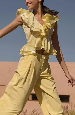 Femme - Blouse brillante à volants - jaune clair