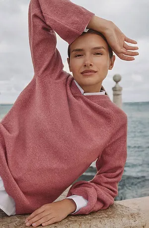 Tendance - Pull en maille à capuche - vieux rose