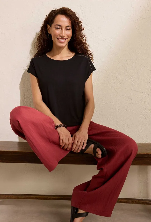 Femme - T-shirt avec dentelle - noir