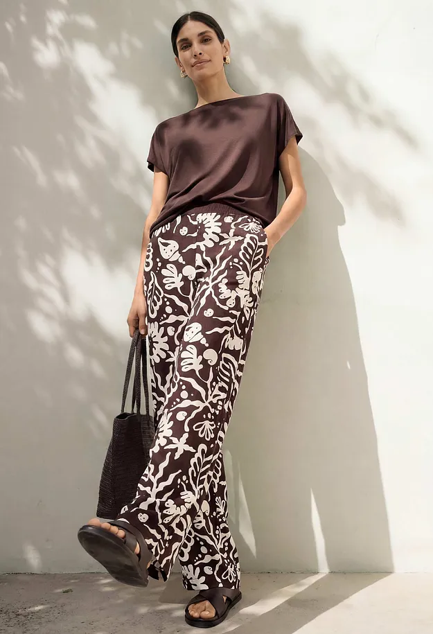 Femme - Pantalon large &agrave; pinces en viscose douce - marron fonc&eacute;/&eacute;cru