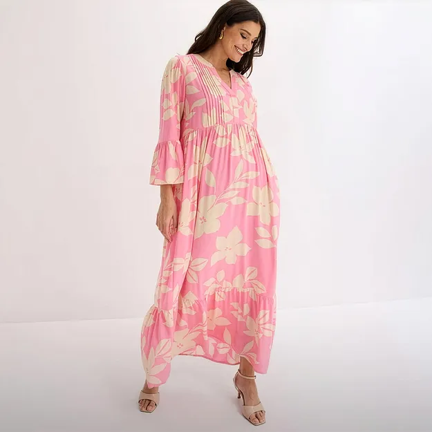 Robe longue rose &agrave; motif floral