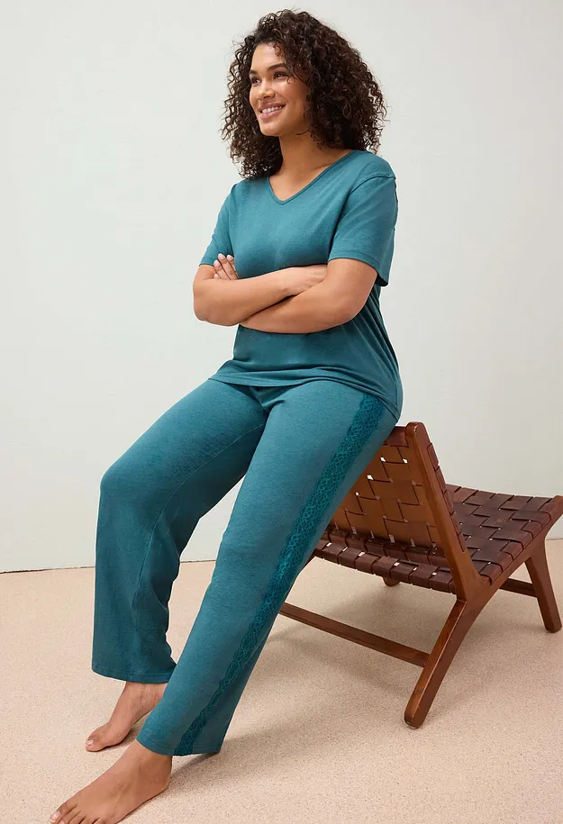 Damen - Pyjama mit Viskose und Spitze - pfeffergr&uuml;n