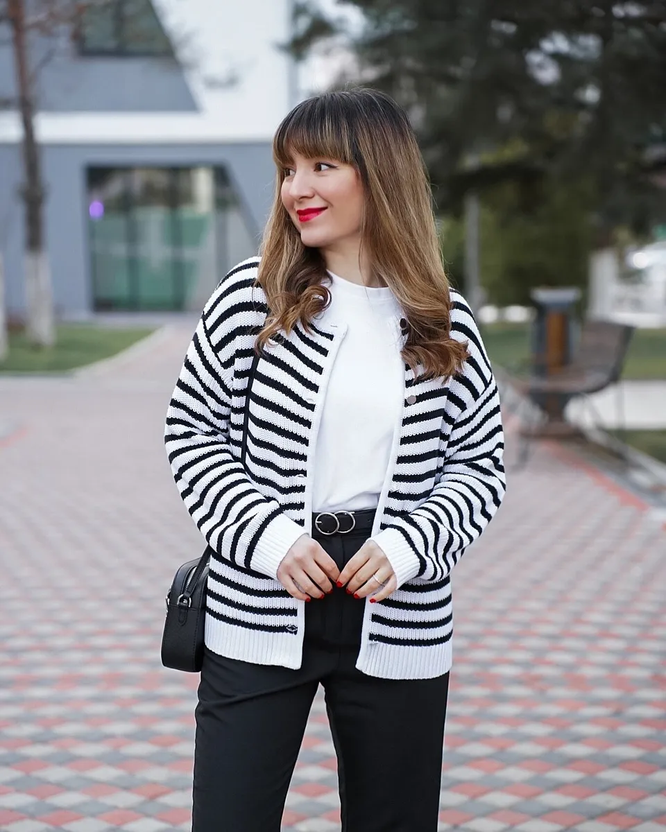 Damen - Mode - Pullover & Strickjacken - Strickjacken