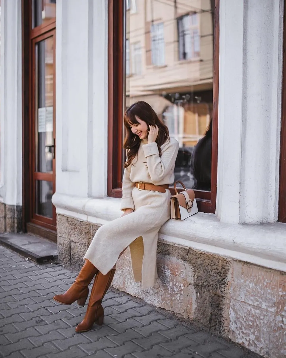 Damen - Mode - Kleider - Strickkleider