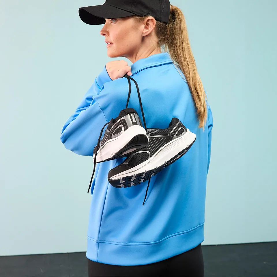 Damen - Cap mit Stickerei - schwarz