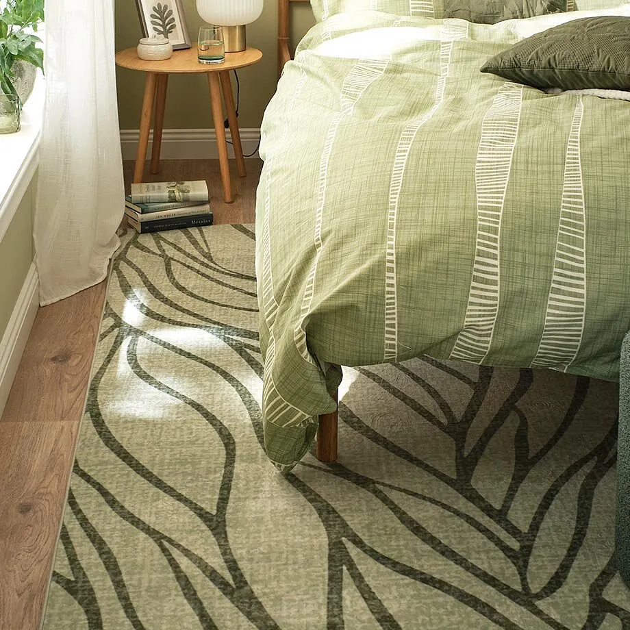 Tapis &agrave; motif v&eacute;g&eacute;tal.
