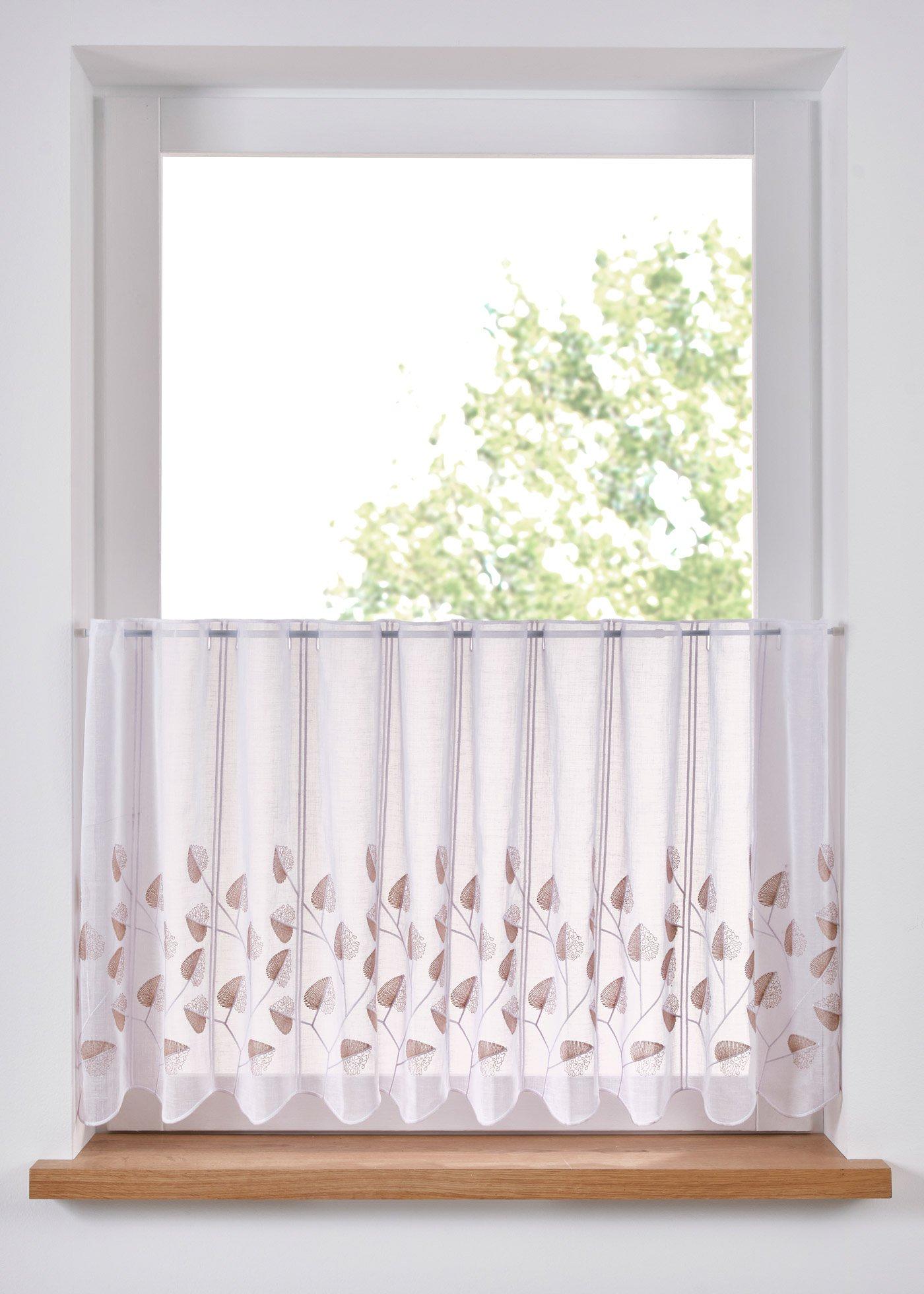 Scheibengardine mit Stickerei