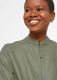 Leichte Lederimitat-Jacke mit seitlichen Stretcheinsätzen, tailliert, bonprix