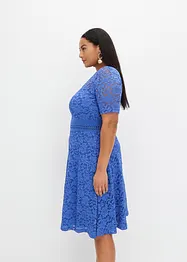 Robe en dentelle avec empiècement crochet, bonprix