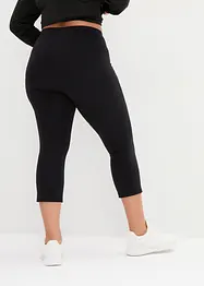 Ultrasofte Sport-Leggings mit seitlichen Taschen, Capri-Länge, bonprix