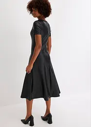 Ausgestelltes Lederimitat-Kleid, bonprix