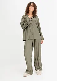 Oversized Pyjama aus Satin mit Schimmereffekt, bonprix