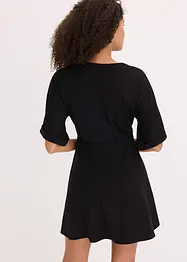 Robe courte et cintrée, bonprix