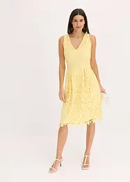 Robe en dentelle avec empiècement au crochet, bonprix