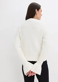 Strickjacke mit dekorativen Knöpfen, bonprix