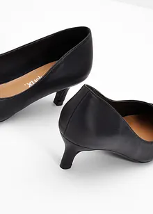 Pumps mit schmalem Absatz, bonprix