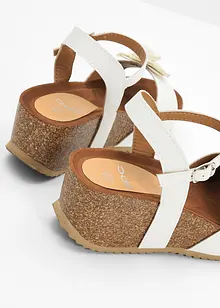 Keilsandaletten mit Blüten, bonprix