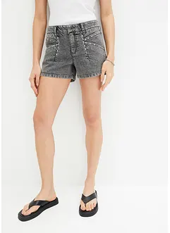 Jeans-Shorts mit Nietenbesatz, bonprix