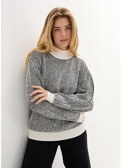 Pull rayé avec col montant, bonprix