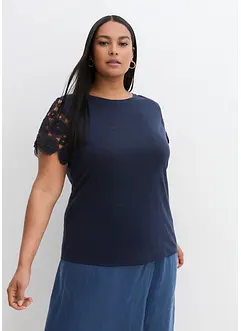 T-shirt 100 % lin avec manches en crochet, bonprix