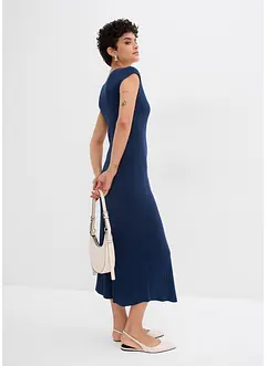 Figurbetontes Strickkleid aus Viskose-Mix, bonprix
