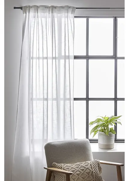 Schlichte elegante Gardinenstange