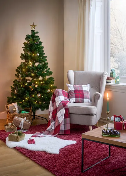 Der Allrounder für Ihr Zuhause - der Überwurf mit Karo Design in Biber-Qualität ist vielseitig einsetzbar, sowohl als Tagesdecke für Bett und Sofa oder als Plaid oder Tischdecke