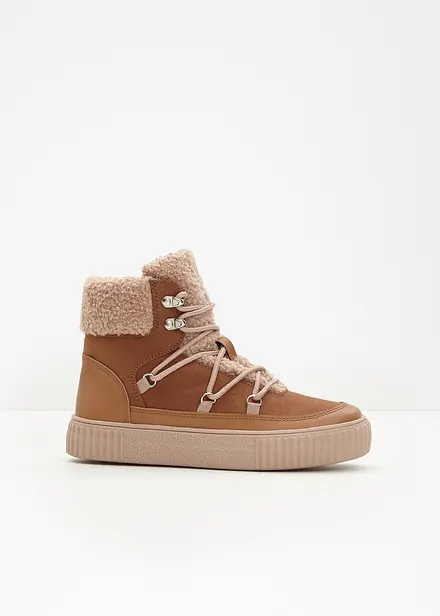 Gef&uuml;tterte Schn&uuml;rboots
