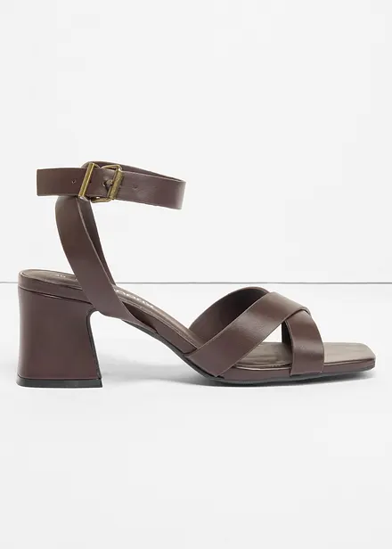 Sandales &agrave; talon carr&eacute;