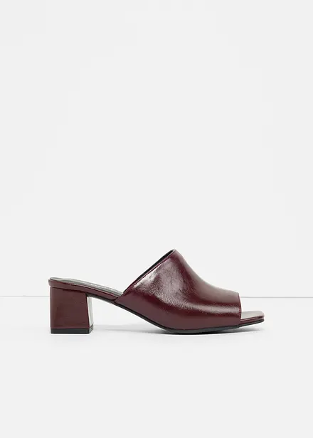 Mules &agrave; talon carr&eacute;