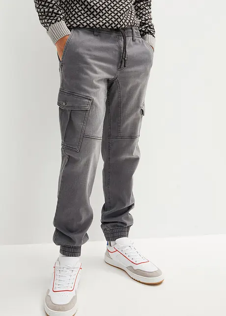 Jean sweat Regular Fit avec poches cargo, Straight, bonprix