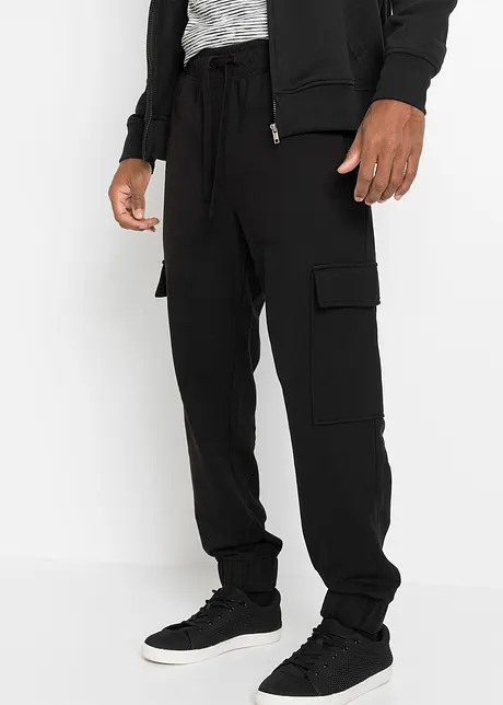 Jogginghose mit Cargotaschen, Loose Fit, bonprix