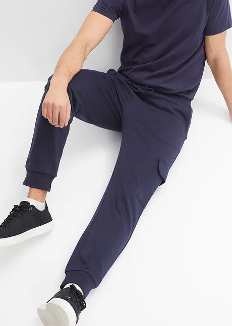 Jogginghose mit Cargotaschen, bonprix