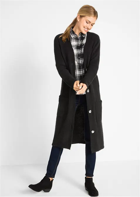 Strickmantel mit aufgesetzten Taschen, bonprix