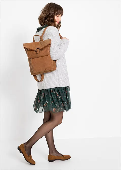 Rucksack mit Au&szlig;entasche und Schnallendetail, bonprix