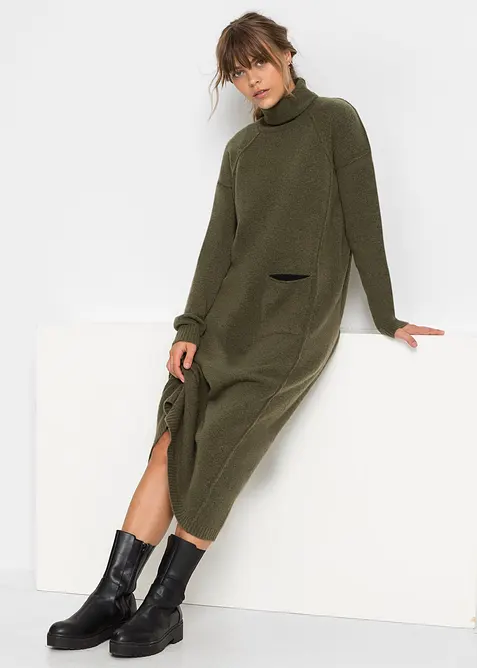 Robe en maille à col roulé, bonprix