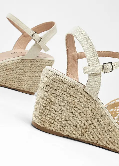 Keilpumps in H&auml;kel-Optik, bonprix