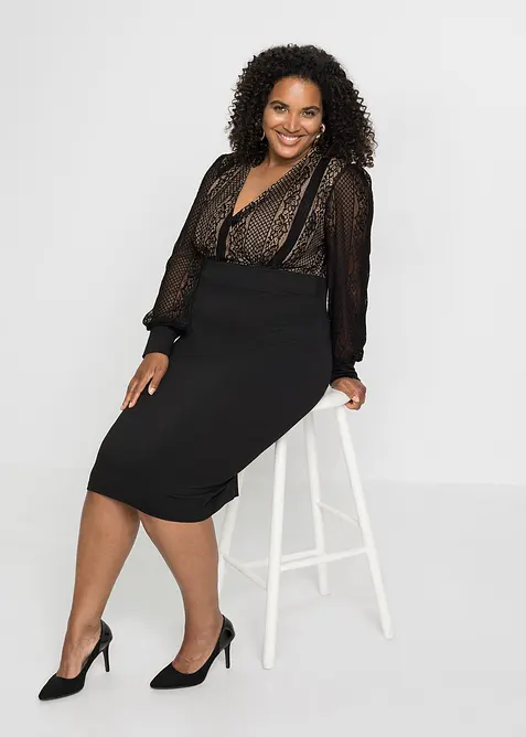 Robe midi près du corps rehaussée de dentelle, bonprix