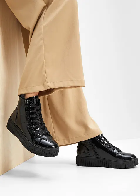 Jana Schnürboots, Jana