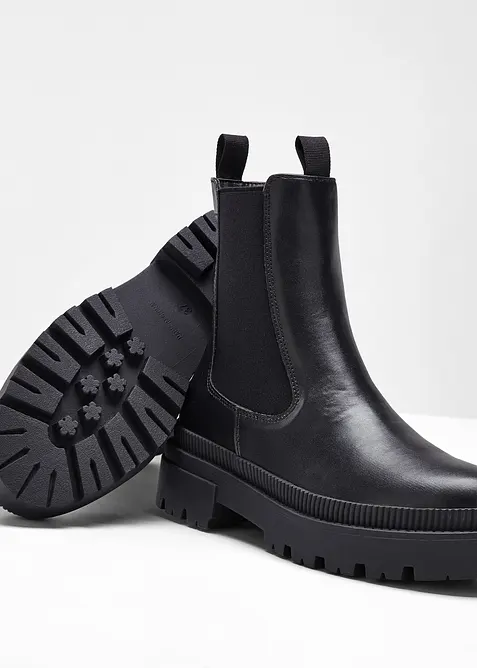 Chelsea-Boots mit Profilsohle, bonprix