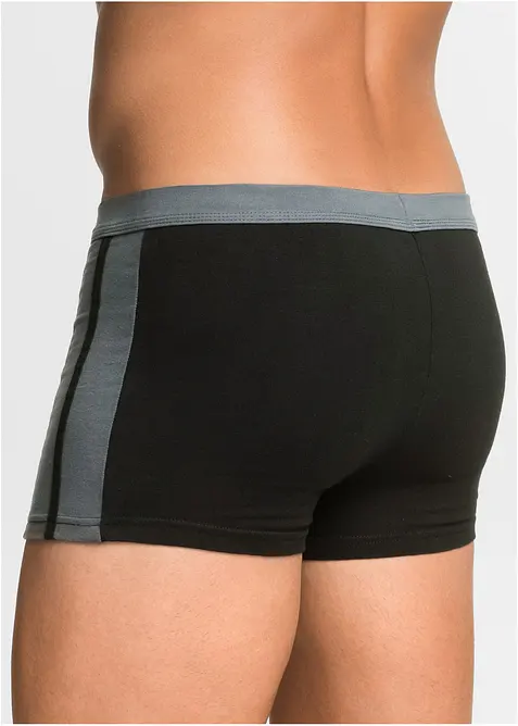 Boxershorts eng mit Baumwolle (3er Pack), bonprix